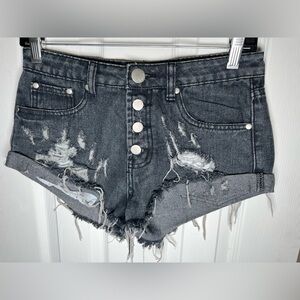 NWT Signature 8 Distressed Black Denim Button Fly Roller Shorts Size Small